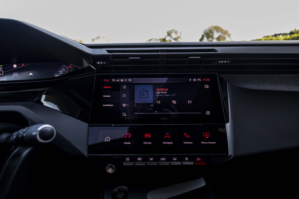 Peugeot 408 (HHK92H) met abonnement