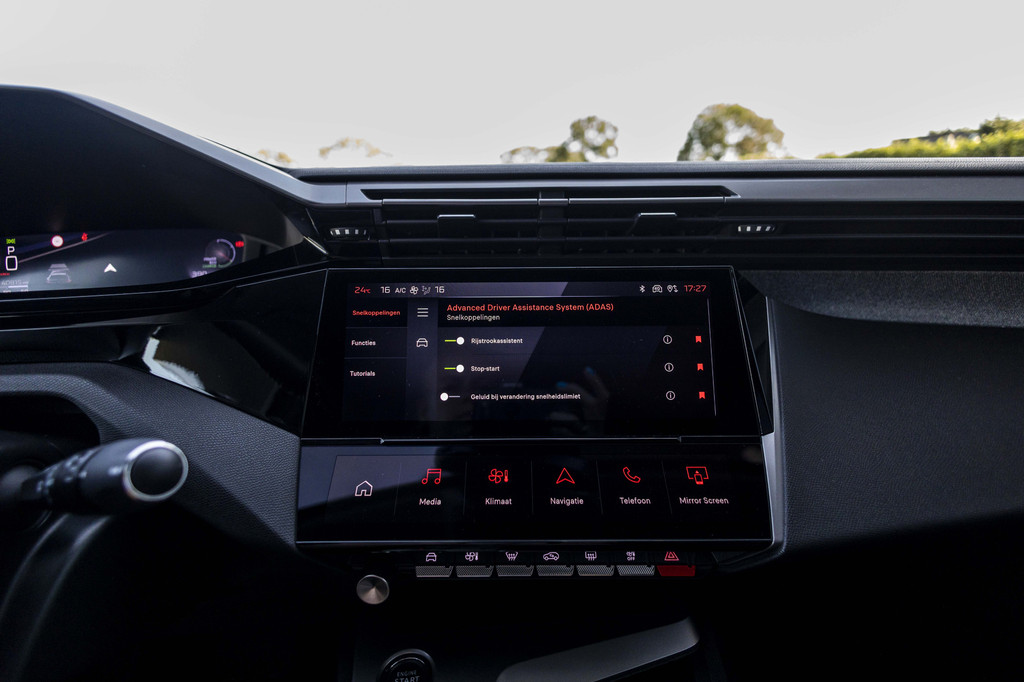 Peugeot 408 (HHK92H) met abonnement