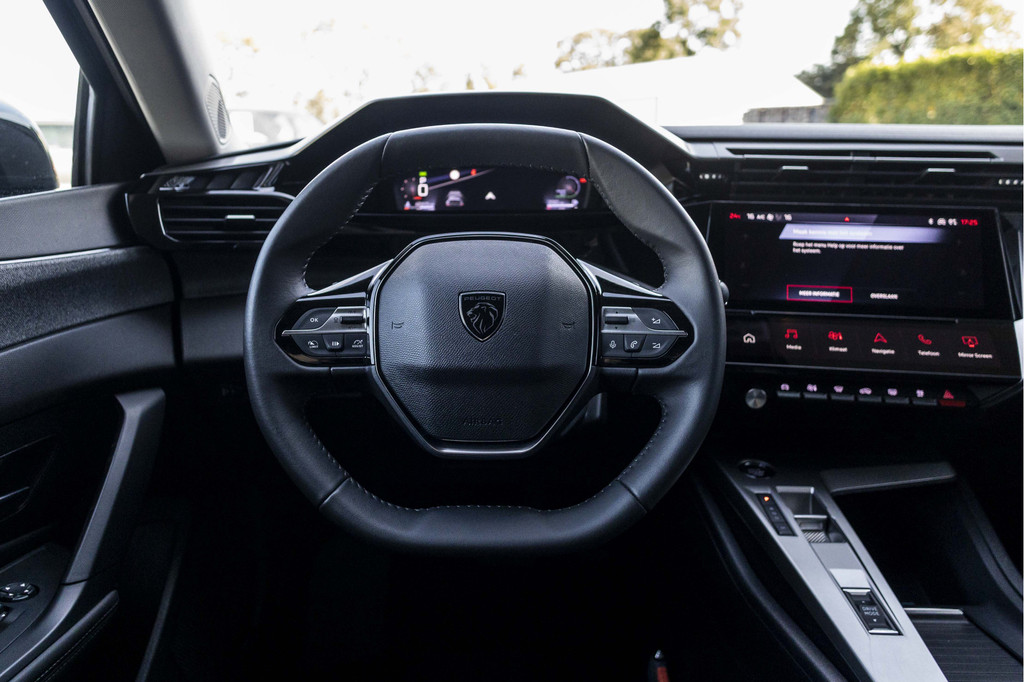 Peugeot 408 (HHK92H) met abonnement