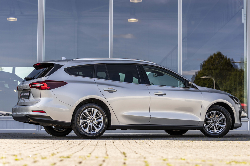 Ford FOCUS Wagon (Z582DZ) met abonnement