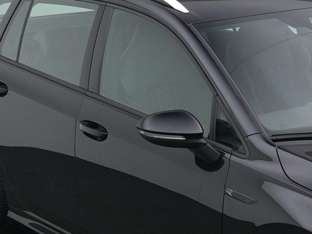 Volkswagen Golf (KTD45P) met abonnement