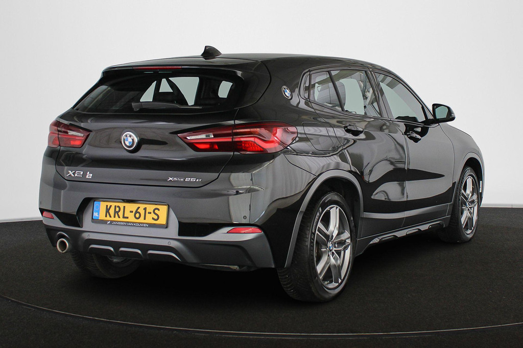 BMW X2 (KRL61S) met abonnement