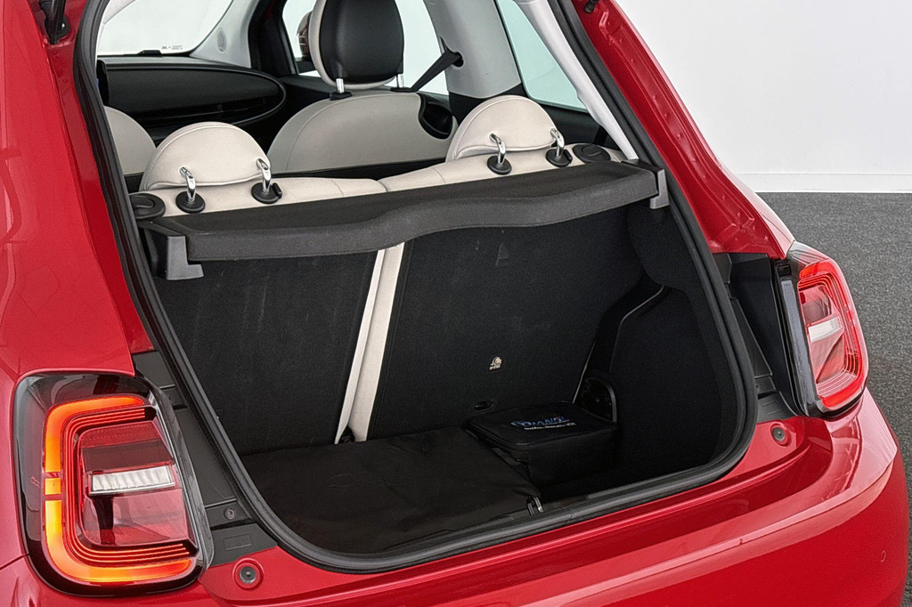 Fiat 500e (KSB39L) met abonnement