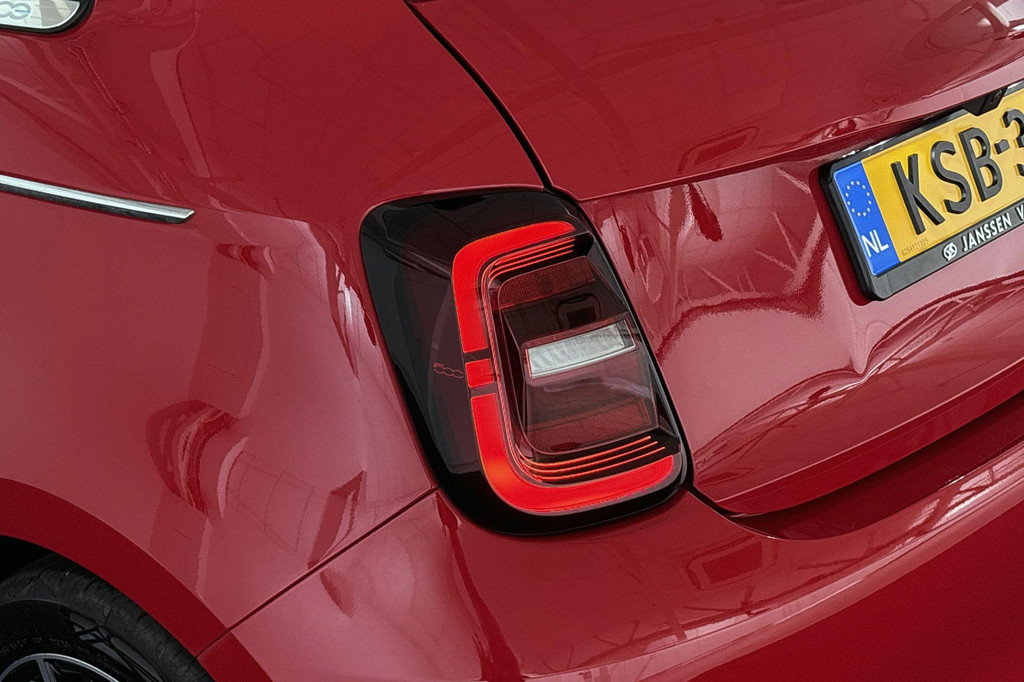 Fiat 500e (KSB39L) met abonnement