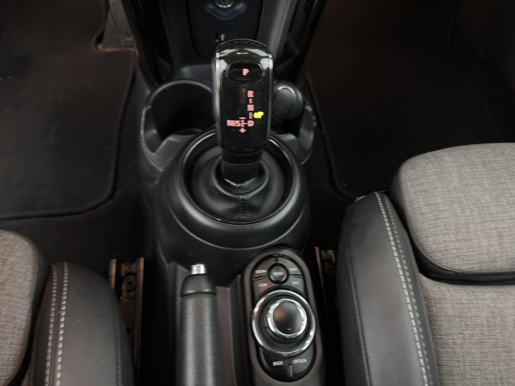 MINI 3-Deurs (R742PR) met abonnement