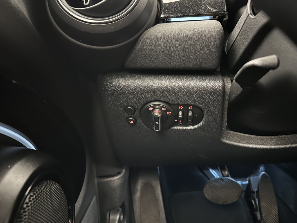 MINI 3-Deurs (R742PR) met abonnement