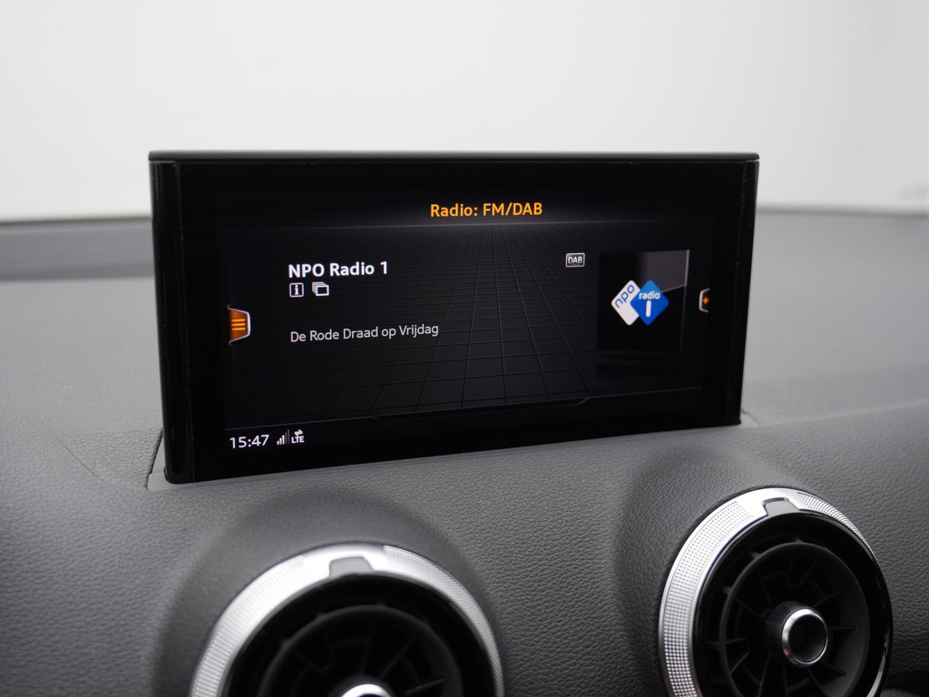 Audi Q2 (L914LL) met abonnement