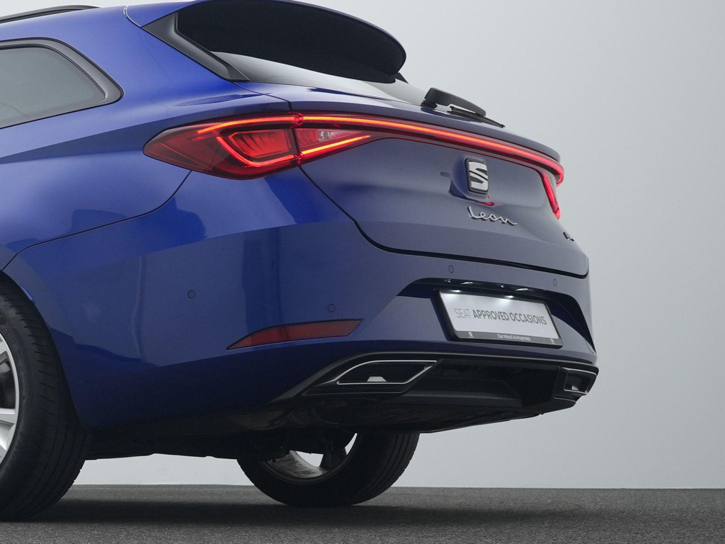Seat Leon Sportstourer (K939KJ) met abonnement