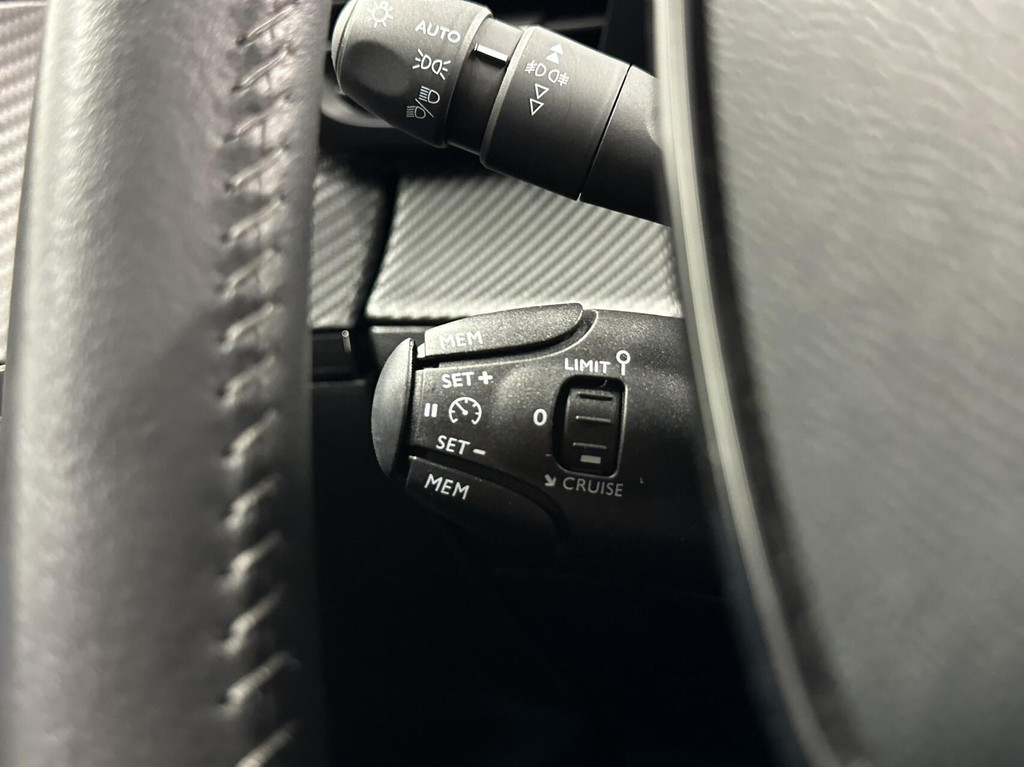 Peugeot 2008 (N996HH) met abonnement