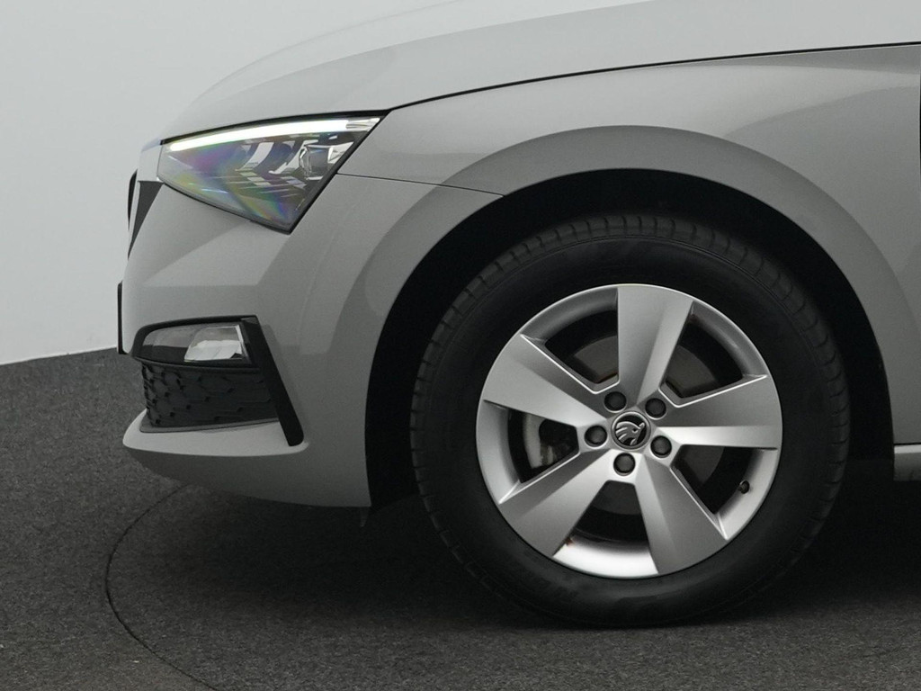 ŠKODA Scala (T637HN) met abonnement