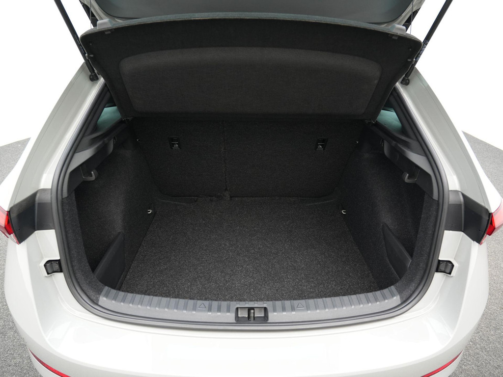 ŠKODA Scala (T637HN) met abonnement