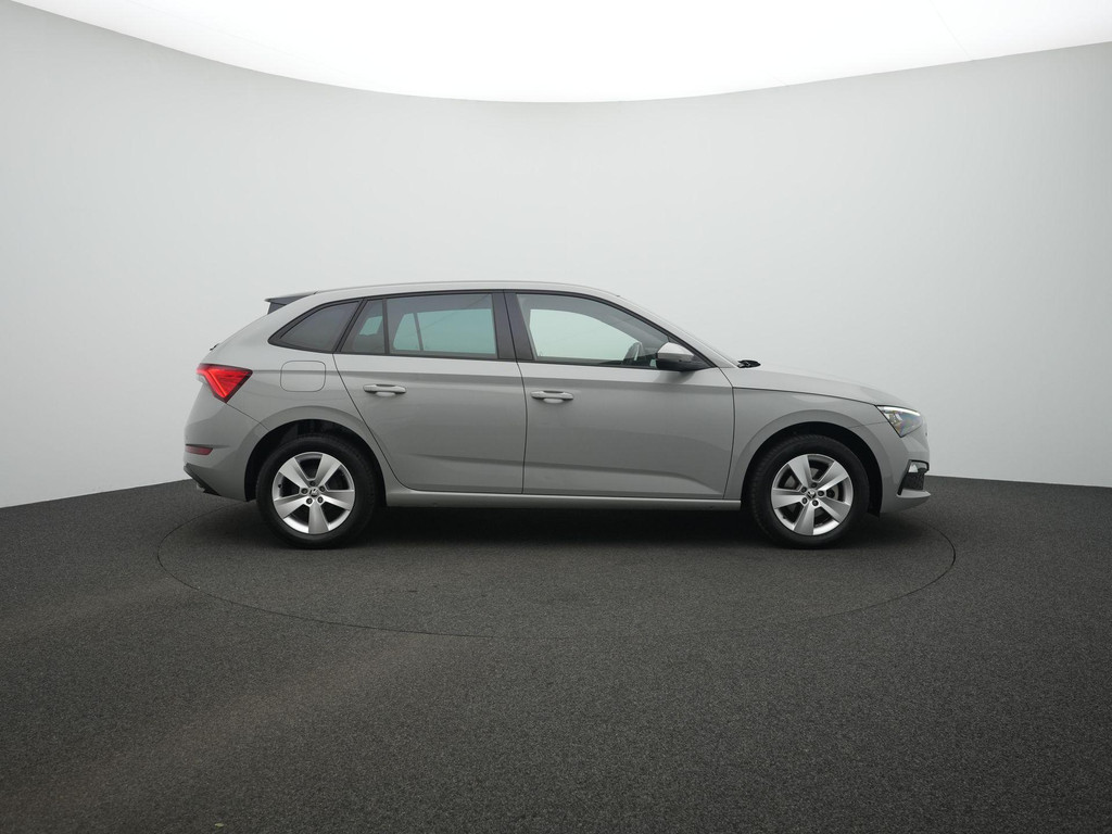 ŠKODA Scala (T637HN) met abonnement