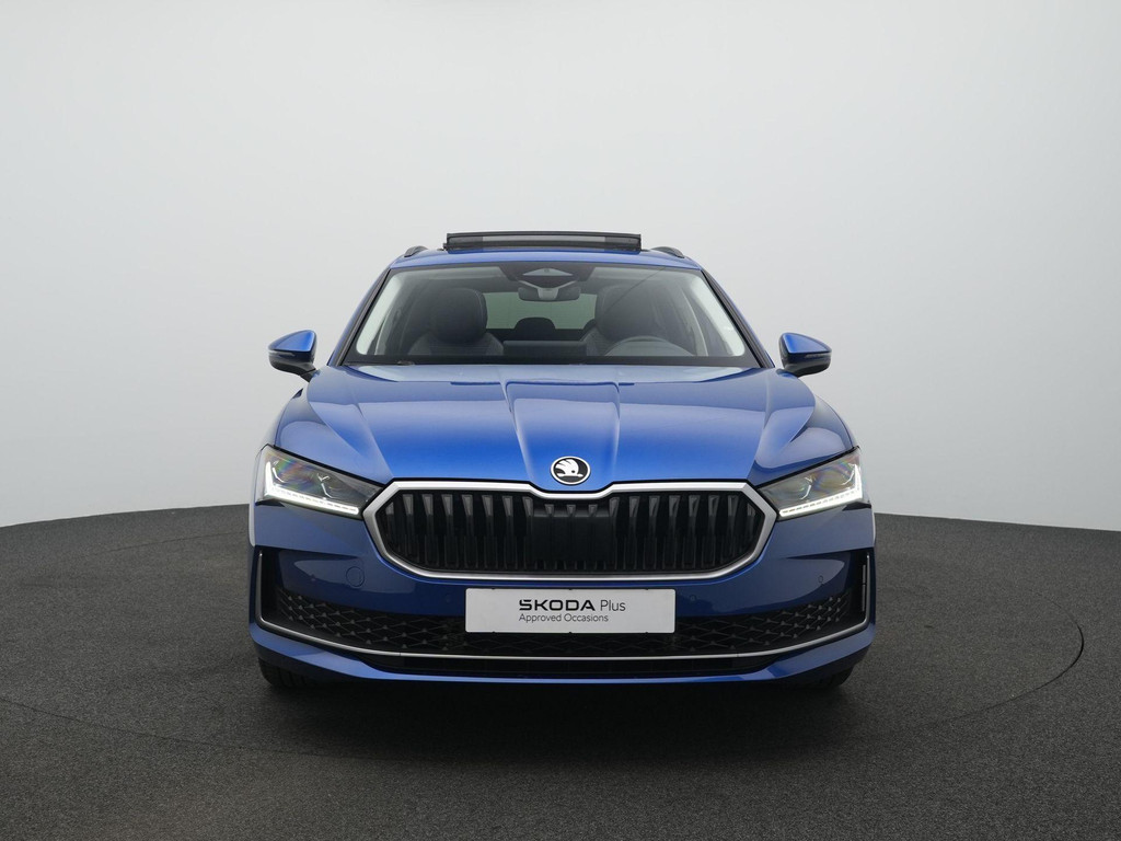 ŠKODA Superb (JLH40B) met abonnement