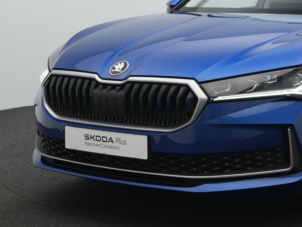 ŠKODA Superb (JLH40B) met abonnement