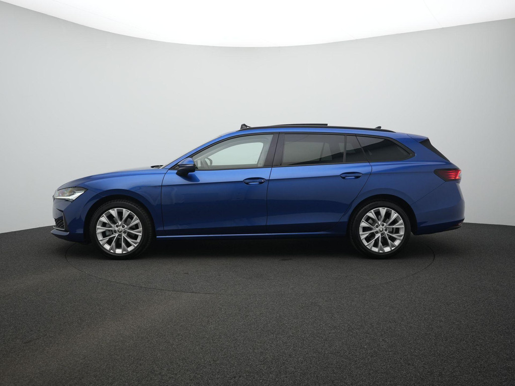 ŠKODA Superb (JLH40B) met abonnement