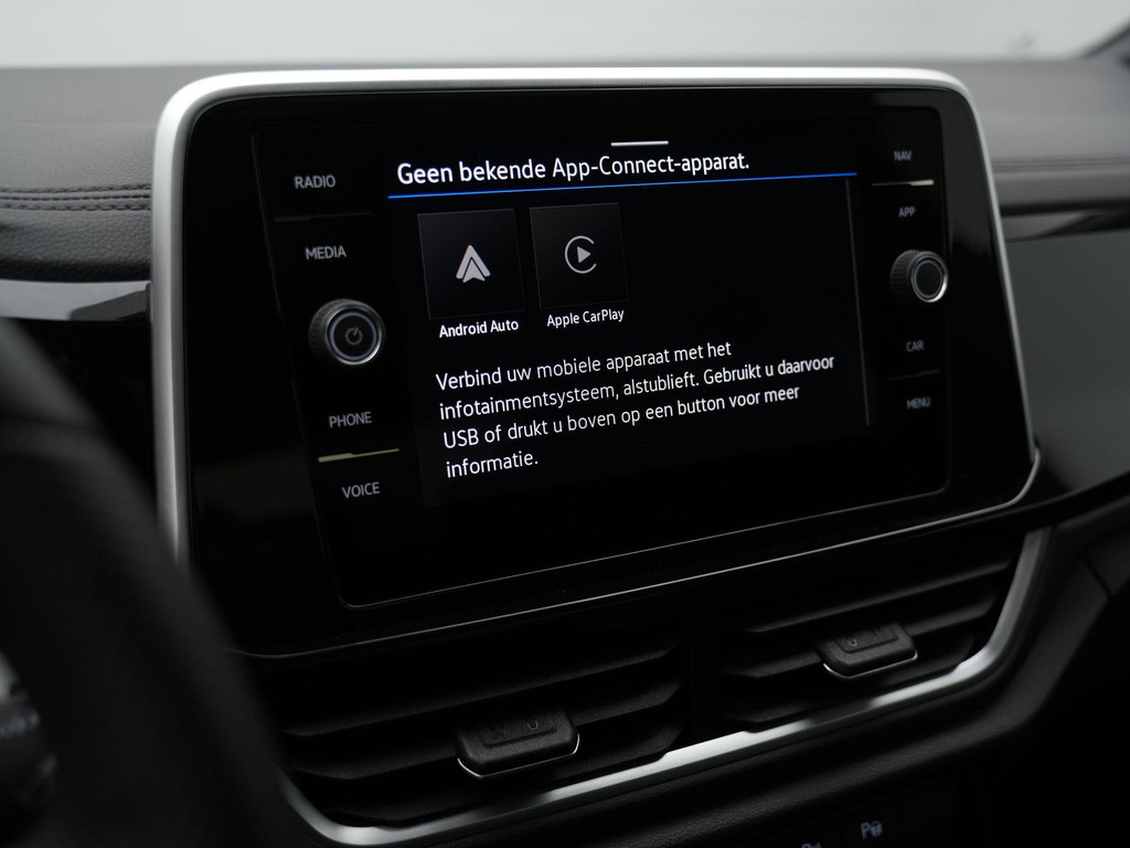 Volkswagen T-Roc (KPV52D) met abonnement