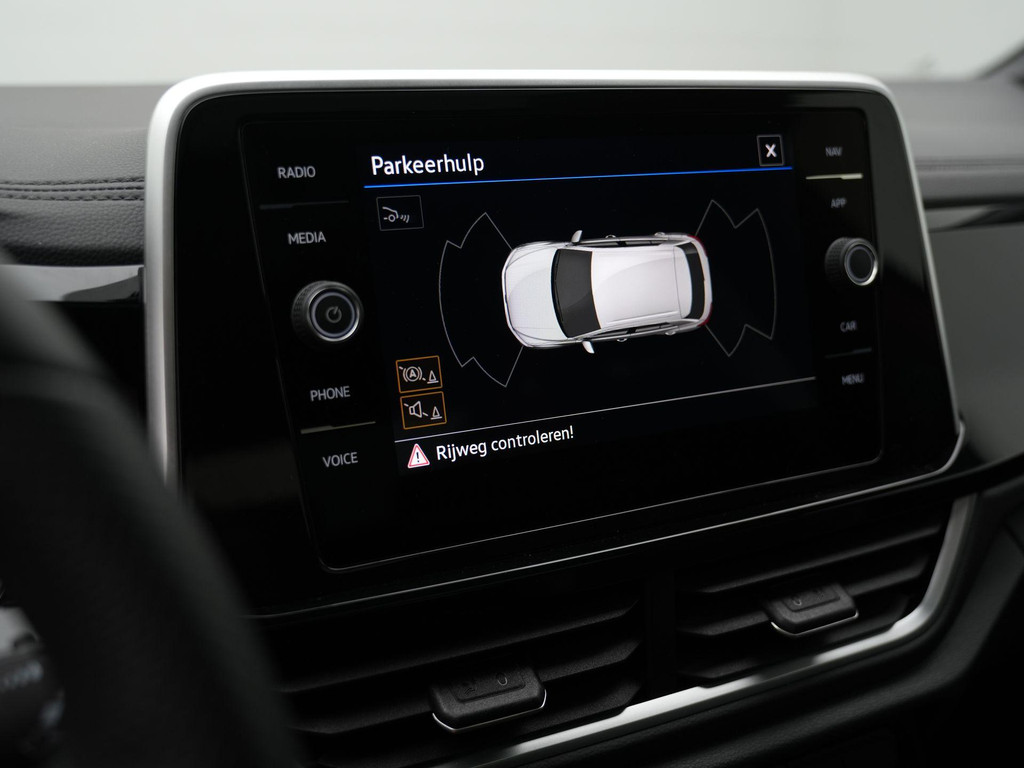 Volkswagen T-Roc (KPV52D) met abonnement