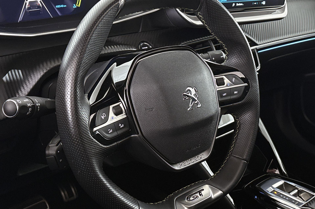 Peugeot e-2008 (R627DH) met abonnement