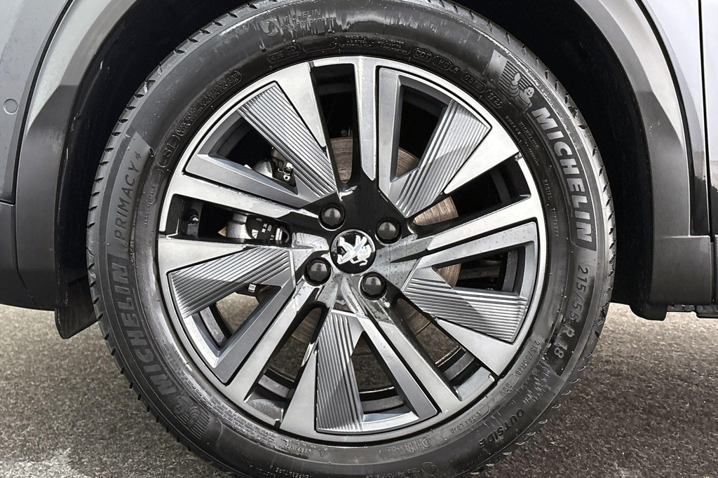 Peugeot e-2008 (R627DH) met abonnement