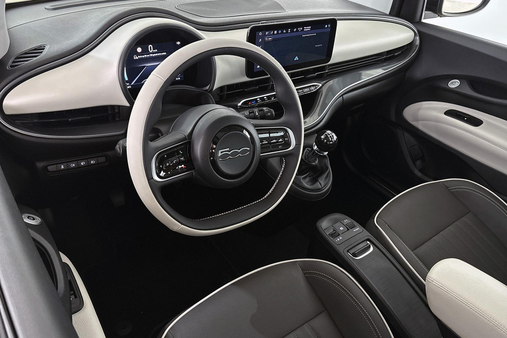 Fiat 500 (KKD64P) met abonnement