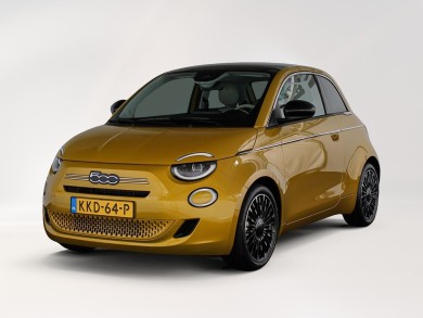 Fiat 500 (KKD64P) met auto abonnement