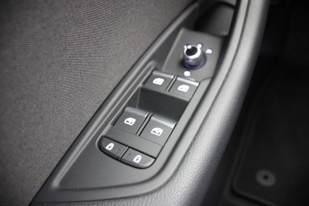 Audi A4 (R213HH) met abonnement