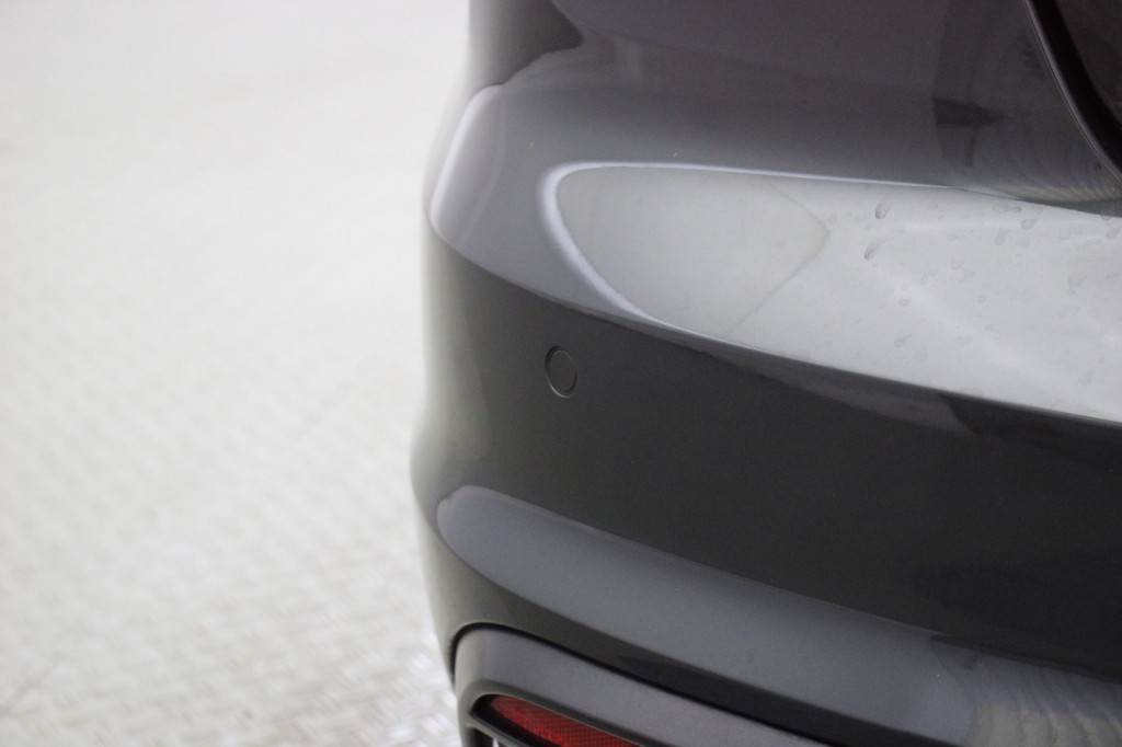Audi A4 (R213HH) met abonnement
