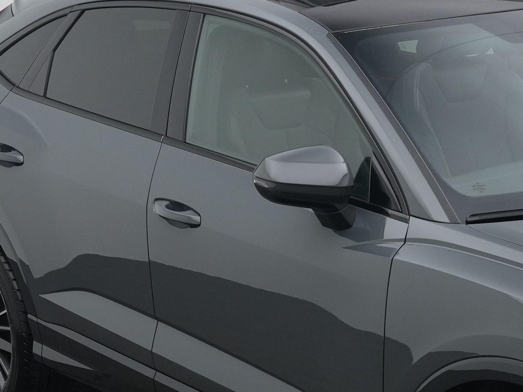 Audi Q3 Sportback (KSK52K) met abonnement