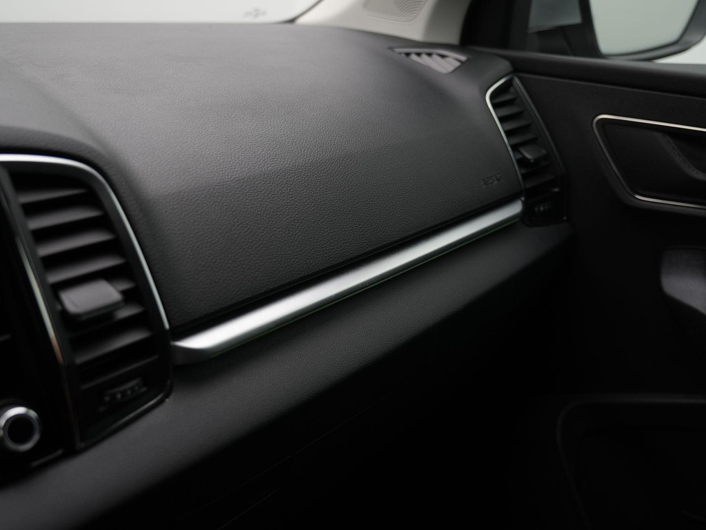ŠKODA Karoq (L072HT) met abonnement