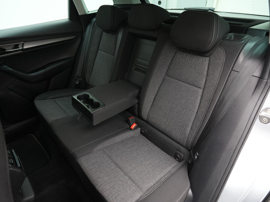 ŠKODA Karoq (L072HT) met abonnement