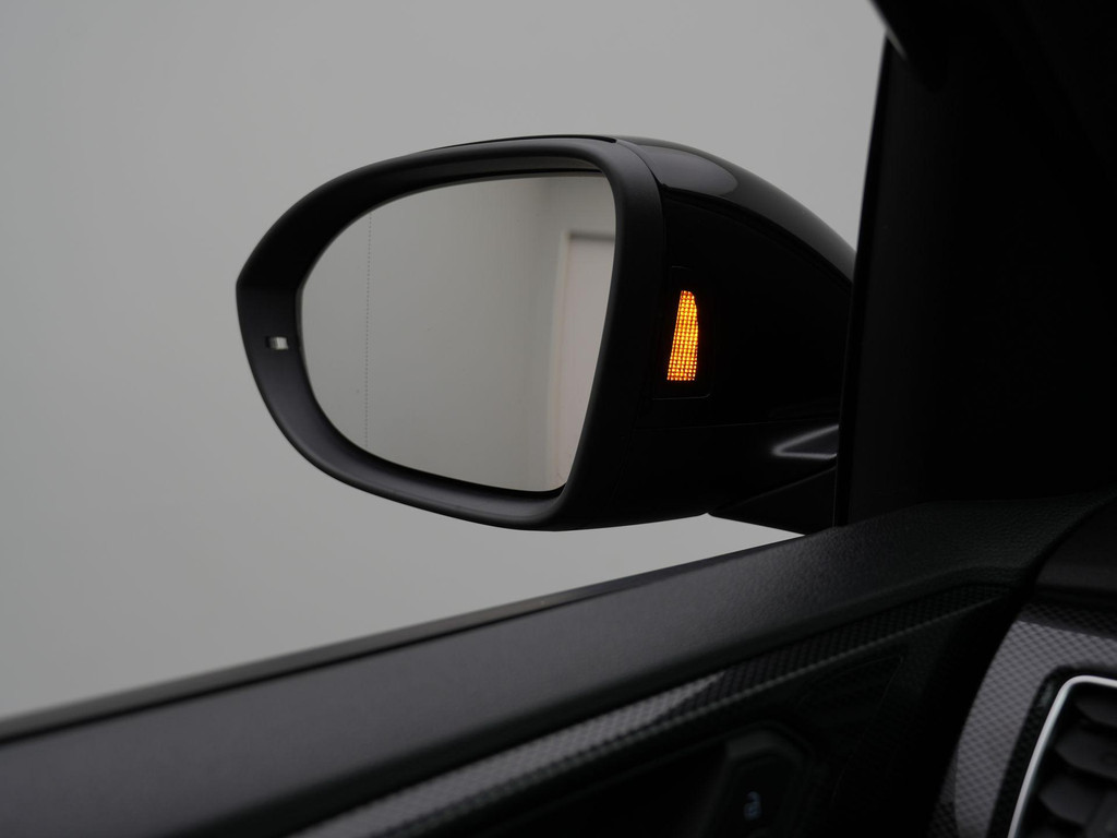 Volkswagen T-Cross (KTK01D) met abonnement