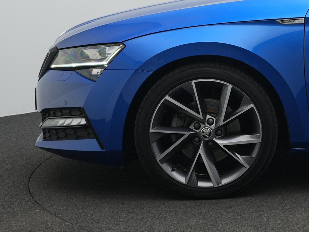 ŠKODA Superb (R726KV) met abonnement