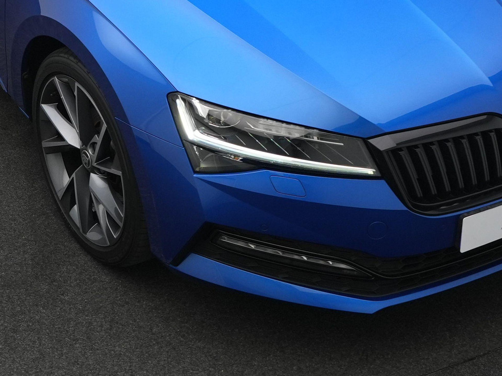 ŠKODA Superb (R726KV) met abonnement