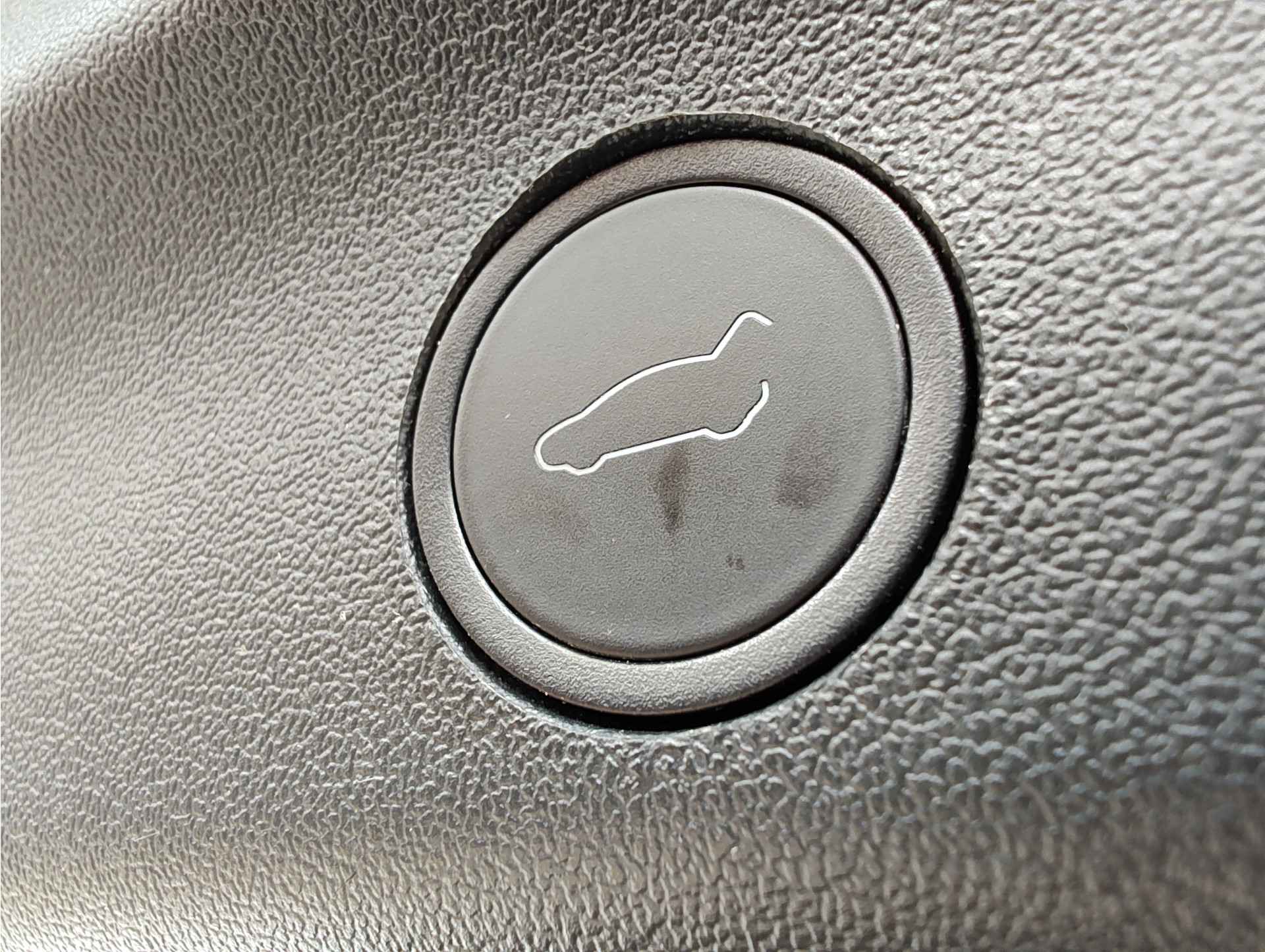 Tesla Model Y (KTJ18V) met abonnement