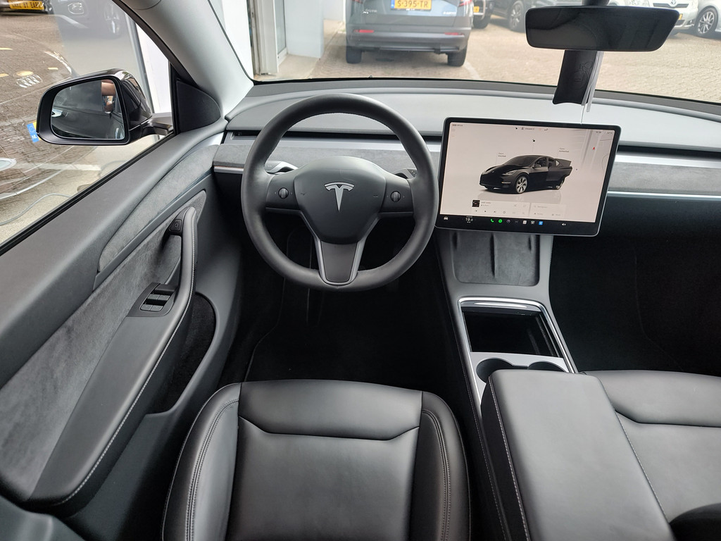 Tesla Model Y (KTJ18V) met abonnement
