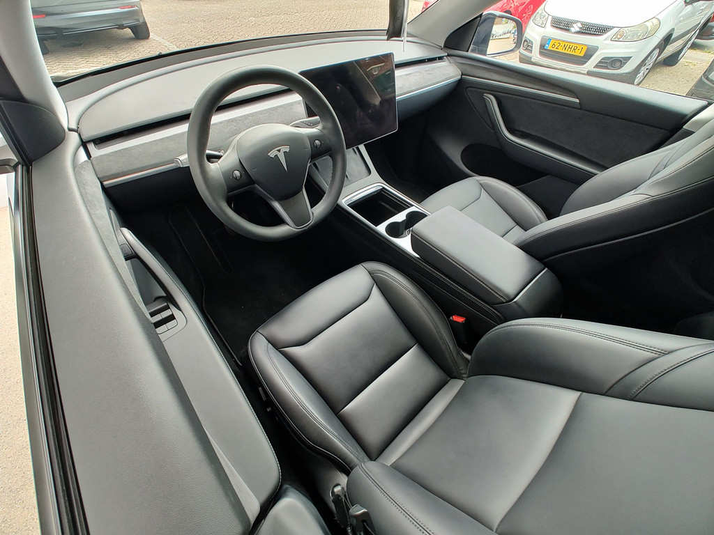 Tesla Model Y (KTJ18V) met abonnement