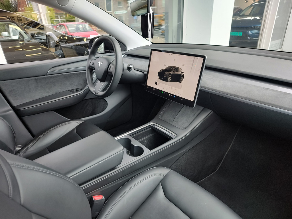 Tesla Model Y (KTJ18V) met abonnement