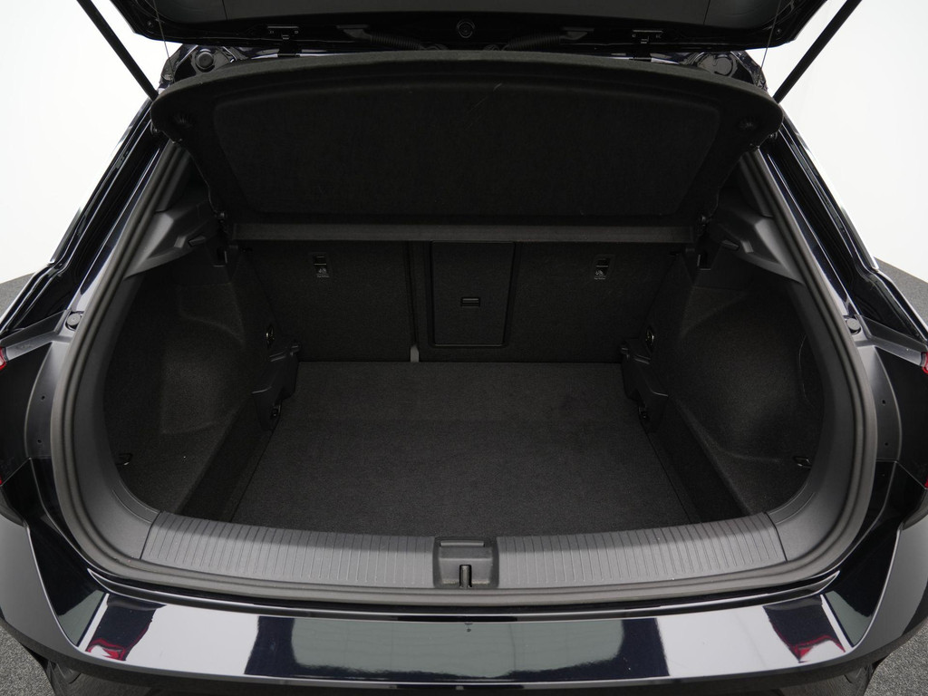 Volkswagen T-Roc (KPV48D) met abonnement