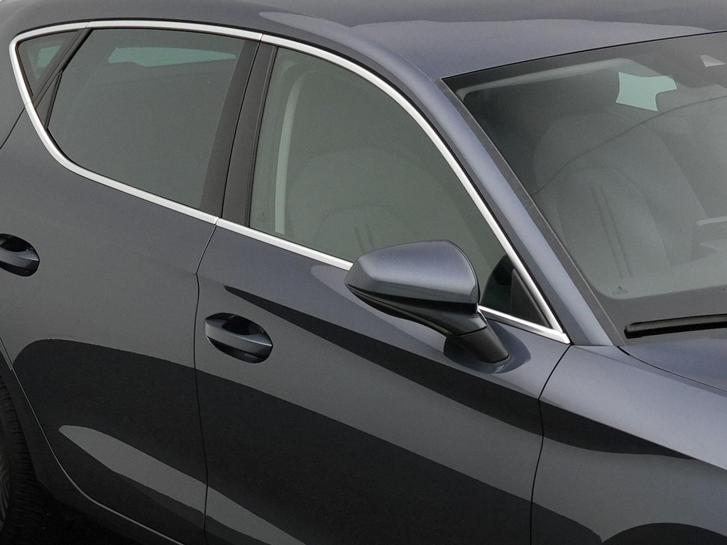 Seat Leon (L325BB) met abonnement