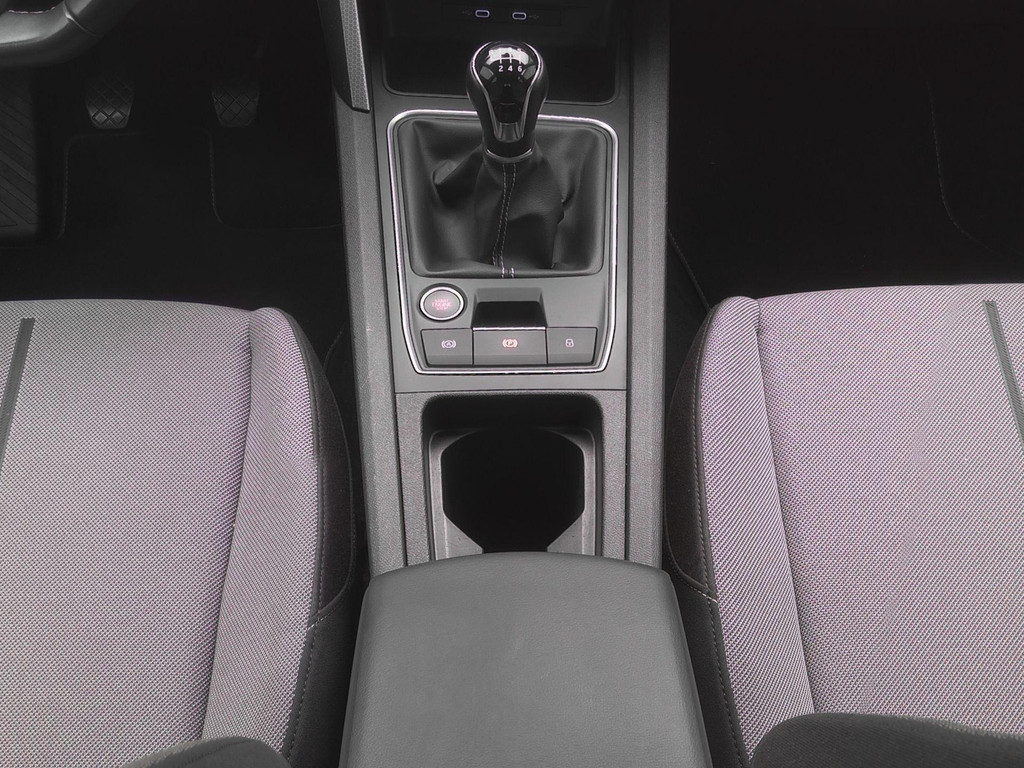 Seat Leon (L325BB) met abonnement