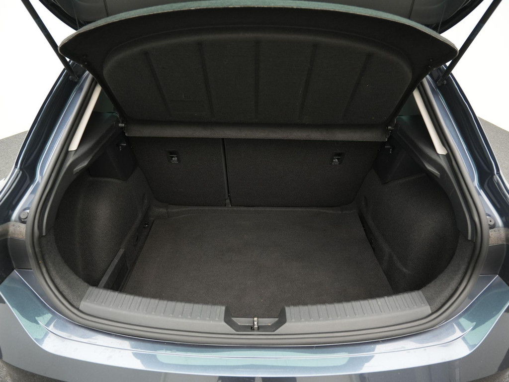 Seat Leon (L325BB) met abonnement