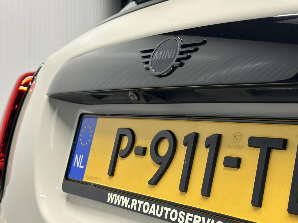 MINI 5-Deurs (P911TL) met abonnement