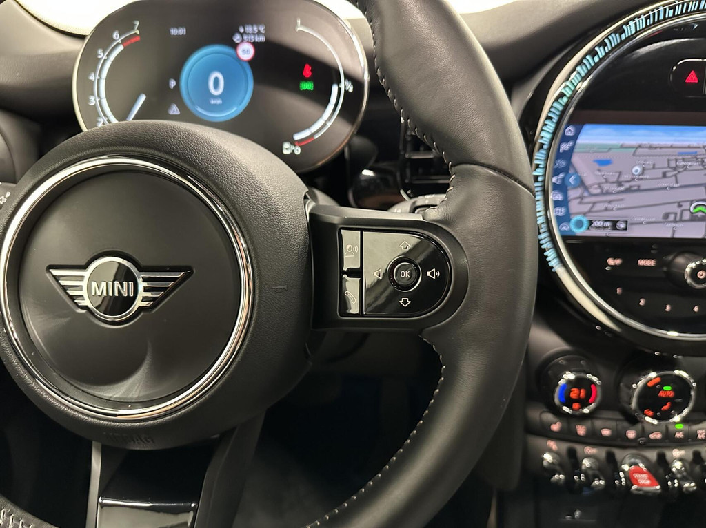 MINI 5-Deurs (P911TL) met abonnement
