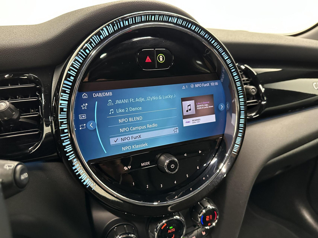 MINI 5-Deurs (P911TL) met abonnement