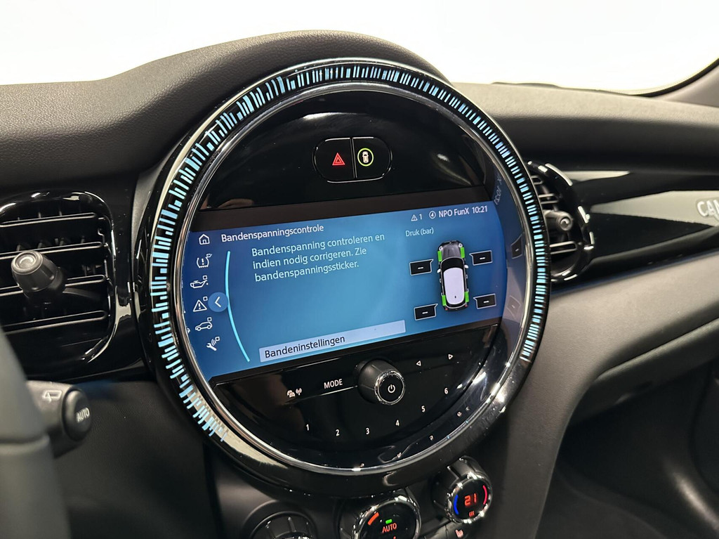 MINI 5-Deurs (P911TL) met abonnement