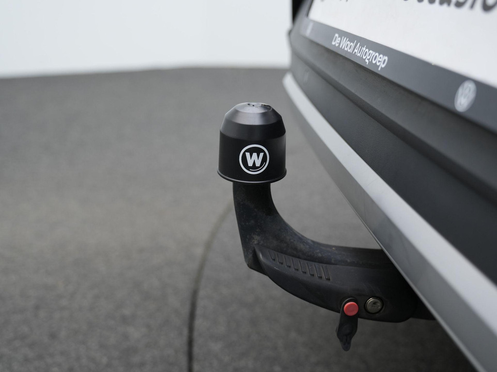 Volkswagen T-Roc (P642XG) met abonnement