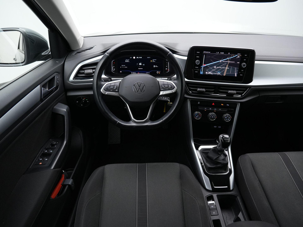 Volkswagen T-Roc (P642XG) met abonnement