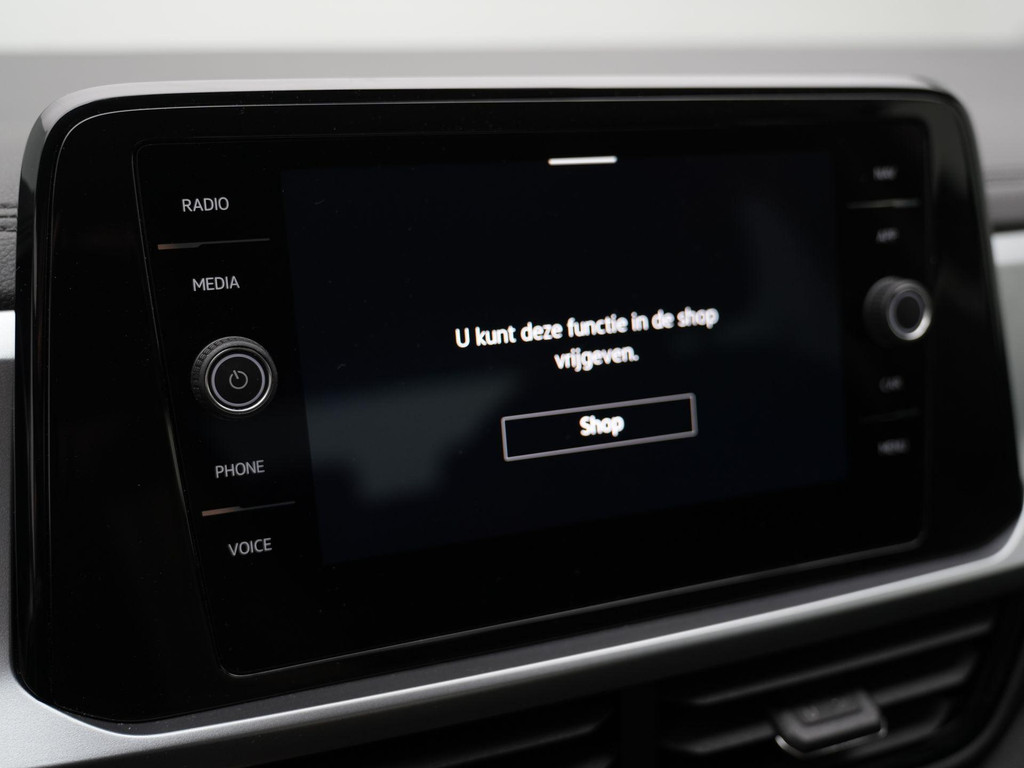 Volkswagen T-Roc (R206ZR) met abonnement