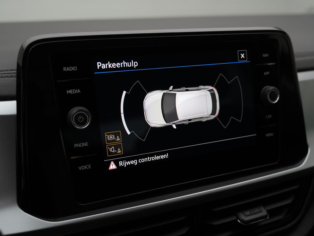 Volkswagen T-Roc (R206ZR) met abonnement