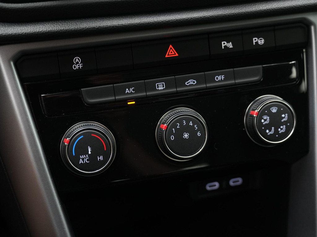 Volkswagen T-Roc (R206ZR) met abonnement